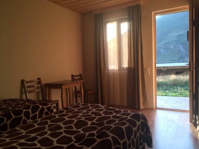 Guesthouse Besarion Ushguli Esterno foto